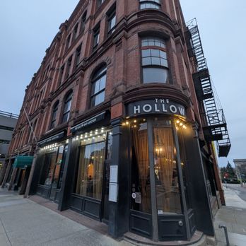 THE HOLLOW BAR & KITCHEN - Updated February 2026 - 389 Photos & 502