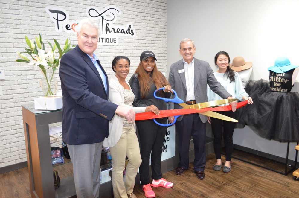 PEACH THREADS BOUTIQUE Updated September 2024 36 Photos 8465 Bridge Rd, Johns