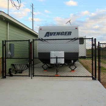 MC Fence & Deck - Fences & Gates Near Me - Liberty Hill, Texas MC Fence & Deck - Fences & Gates Near Me - Liberty Hill, Texas