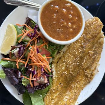 BlueSalt Fish Grill - White fish with Cajun garlic butter, garden salad & chickpeas in a tomato sauce - Seafood Near Me - Torrance, California