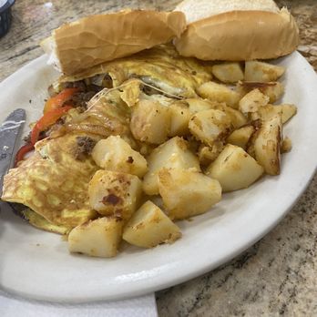 Santana's Plaza Café - Brazilian Near Me - Everett, Massachusetts