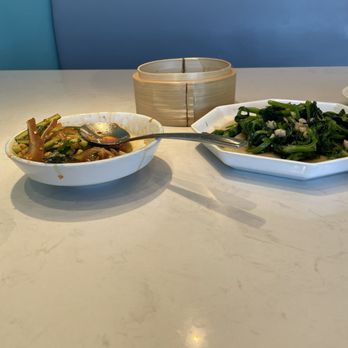 Yao Yao Restaurant - Spicy pig ears, large pea sprouts and shrimp chive dim sum - Chinese Near Me - San Leandro, California Yao Yao Restaurant - Spicy pig ears, large pea sprouts and shrimp chive dim sum - Chinese Near Me - San Leandro, California