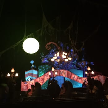 Haunted Mansion - Halloween 2015 - Haunted Houses Near Me - Anaheim, California Haunted Mansion - Halloween 2015 - Haunted Houses Near Me - Anaheim, California