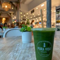 Pura Vida Miami - MATCHA LEMONADE