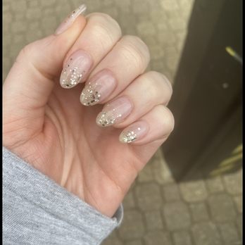 Bliss Nail Lounge - Nail Salons Near Me - Arlington, Virginia