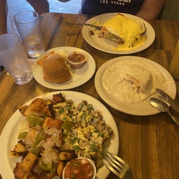 Don's Country Kitchen - Breakfast & Brunch Near Me - Oceanside, California Don's Country Kitchen - Breakfast & Brunch Near Me - Oceanside, California