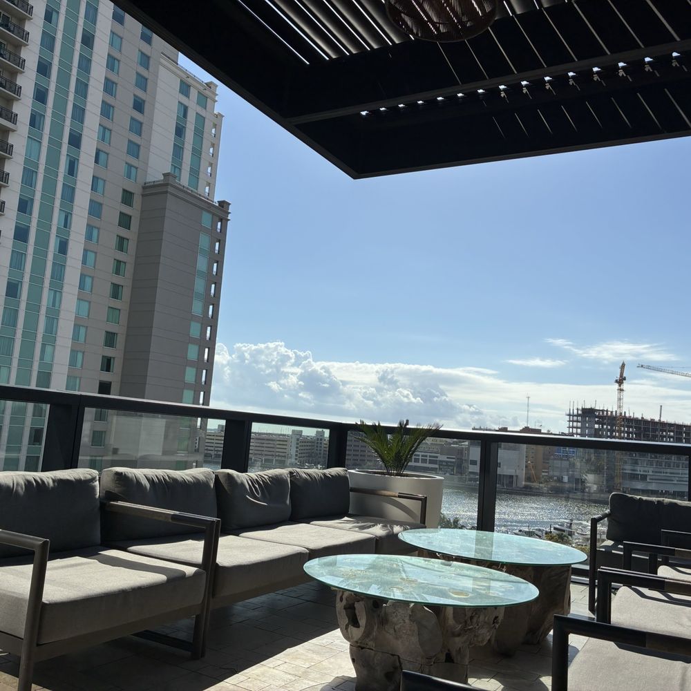 Six - Patio - Cocktail Bars Near Me - Tampa, Florida Six - Patio - Cocktail Bars Near Me - Tampa, Florida