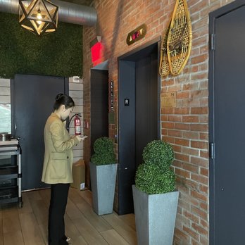 Haven Rooftop - Main lobby area in from by Elevator - Lounges Near Me - New York, New York Haven Rooftop - Main lobby area in from by Elevator - Lounges Near Me - New York, New York
