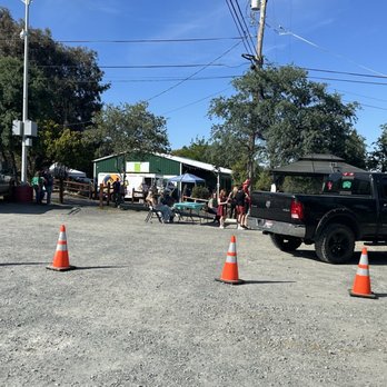 HuKiKu Dispensary - Greta parking and Indian fry bread stand! - Cannabis Dispensaries Near Me - Jamestown, California