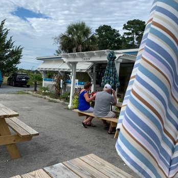 Sugar Shack - Outdoor seating at Sugar Shack - Caribbean Near Me - Ocean Isle Beach, North Carolina Sugar Shack - Outdoor seating at Sugar Shack - Caribbean Near Me - Ocean Isle Beach, North Carolina