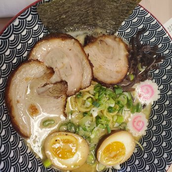 Bowl Bar - Tonkotsu Ramen with pork belly - great tasting, highly recommended - Sushi Bars Near Me - Tampa, Florida