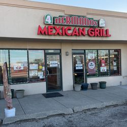 4 Hermanos Mexican Grill - Exterior