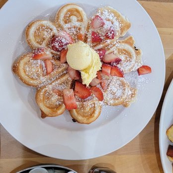Griddlecakes - Food is love - incredible Belgian waffles! - Breakfast & Brunch Near Me - Las Vegas, Nevada Griddlecakes - Food is love - incredible Belgian waffles! - Breakfast & Brunch Near Me - Las Vegas, Nevada