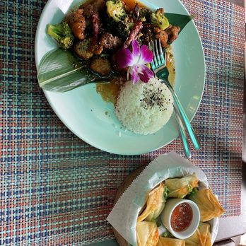 BITES Asian Kitchen + Bar - Spicy Crab Rangoon & General Tso Good Chicken Entree - Japanese Near Me - Chicago, Illinois