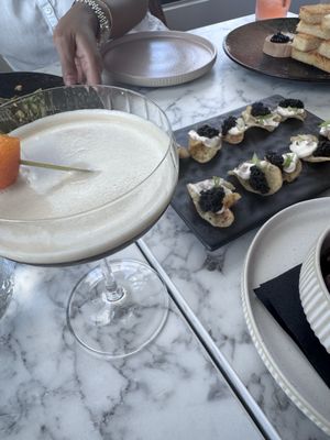 Elaine's Cocktail Kitchen by null