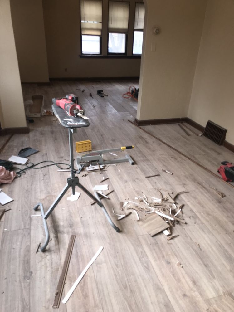 Slide of Solo handyman services