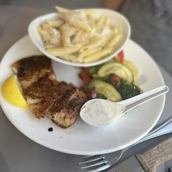 Salt Rock Tavern - Blackened grouper with truffle Mac and cheese - New American Near Me - Oldsmar, Florida