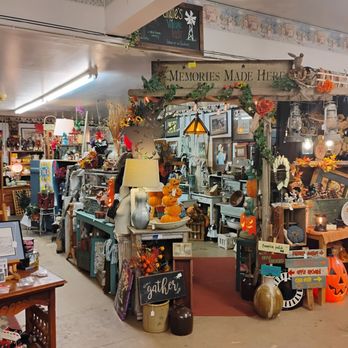 Treasures Under Sugar Loaf - Antiques Near Me - Winona, Minnesota Treasures Under Sugar Loaf - Antiques Near Me - Winona, Minnesota