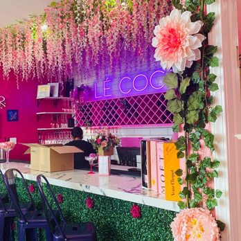 LE COCO - Inside - Desserts Near Me - Downey, California