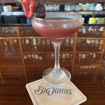 Big John's Tavern - Kings' Berrytini - Dive Bars Near Me - Charleston, South Carolina Big John's Tavern - Kings' Berrytini - Dive Bars Near Me - Charleston, South Carolina