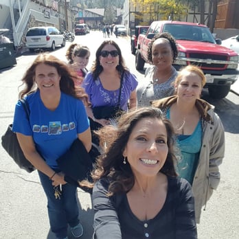 Murray's Saloon & Eatery - Our girls celebrating Catalina Zamora's ( one in the front) birthday at Murray's Saloon & Eatery in Big Bear, California. - Karaoke Near Me - Big Bear Lake, California