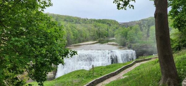 Castile Entrance / Letchworth State Park by null
