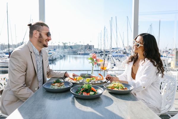 Sea Level Restaurant and Lounge by null