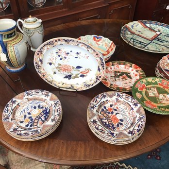 Caboose Antiques - Antiques Near Me - Shreveport, Louisiana