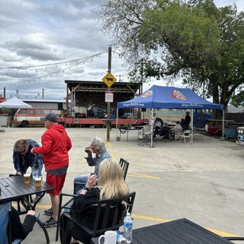 Drunkys Junkyard BBQ - Great Blues Competition!! Great Place!! - Barbeque Near Me - Spokane Valley, Washington Drunkys Junkyard BBQ - Great Blues Competition!! Great Place!! - Barbeque Near Me - Spokane Valley, Washington