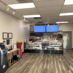 Danks 2 U Dispensary - The lobby