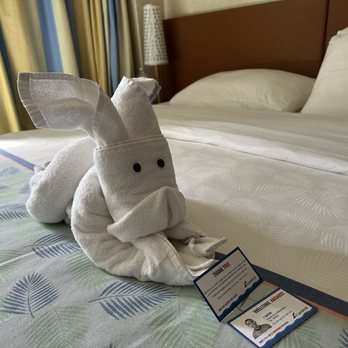 Carnival Breeze - Towel animals - Boat Tours Near Me - Galveston, Texas