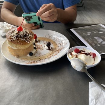 Grill's Do Brasil - Bailey's Flan - Steakhouses Near Me - Tijuana, BCN