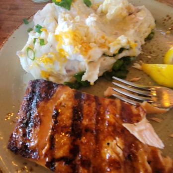 Bobby Q - Biltmore - Salmon w/ Mash Potatoes - Barbeque Near Me - Phoenix, Arizona Bobby Q - Biltmore - Salmon w/ Mash Potatoes - Barbeque Near Me - Phoenix, Arizona