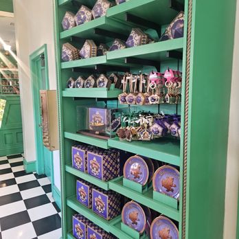 Honeydukes - Candy Stores Near Me - Orlando, Florida Honeydukes - Candy Stores Near Me - Orlando, Florida
