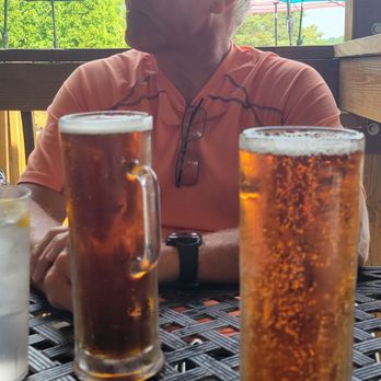 Ainsley's Cafe & Harbor Bar - New American Near Me - Liberty, Indiana