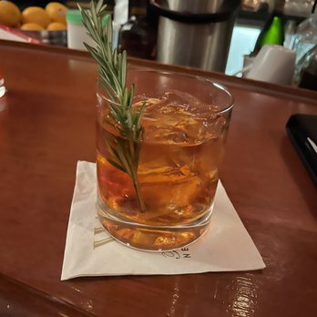 Fountain Lounge - Woodsman old fashioned - Lounges Near Me - New Orleans, Louisiana