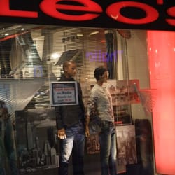 Leo's Jeans