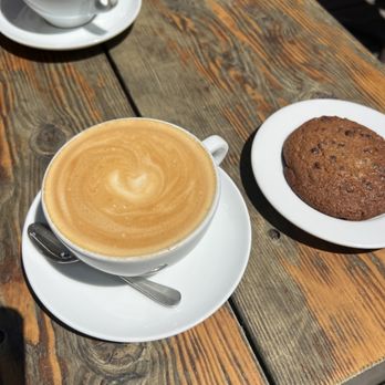Haus Coffee - Latte, chocolate chip cookie - Coffee & Tea Near Me - San Francisco, California Haus Coffee - Latte, chocolate chip cookie - Coffee & Tea Near Me - San Francisco, California