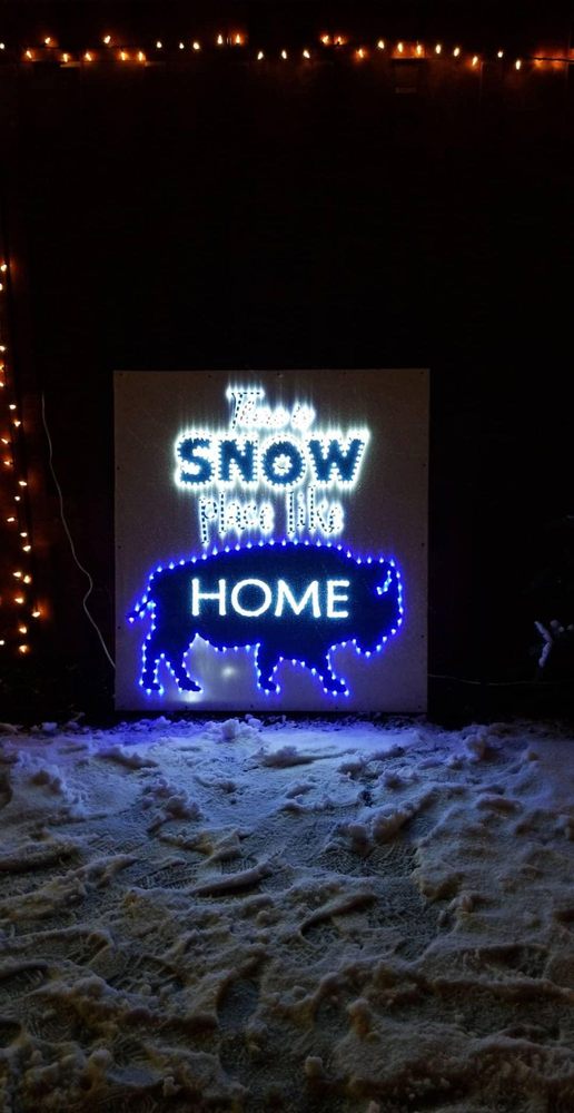 SANTA’S CHRISTMAS LAND Updated September 2024 11199 Main St