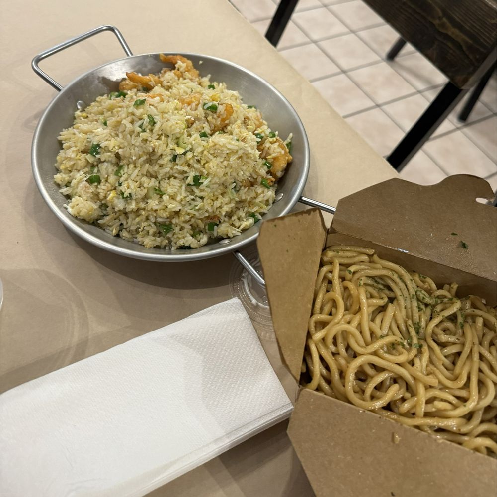 Lemon Crab - Garlic Noodles and Garlic Shrimp Fried Rice - Seafood Near Me - Hayward, California