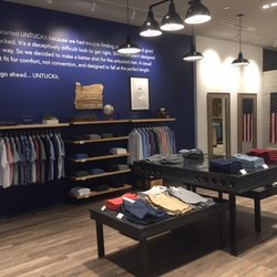UNTUCKit