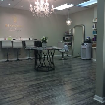 BlowDry Boutique - Blow Dry/Out Services Near Me - Winnetka, Illinois