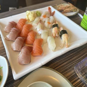 Sushi Tomi - Nigiri Sushi - Sushi Bars Near Me - Mountain View, California Sushi Tomi - Nigiri Sushi - Sushi Bars Near Me - Mountain View, California