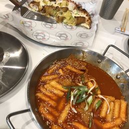 Potato pizza and Tteokbokki