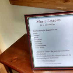 Carriage House Shoppes - Music lessons info