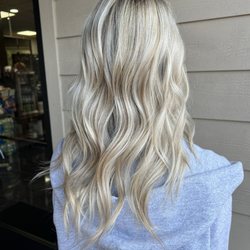 Ahrittaum Beauty Salon - Blonde by Joy