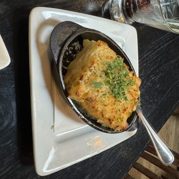 Local Restaurant & Bar - Truffle Mac & cheese - New American Near Me - Jackson, Wyoming