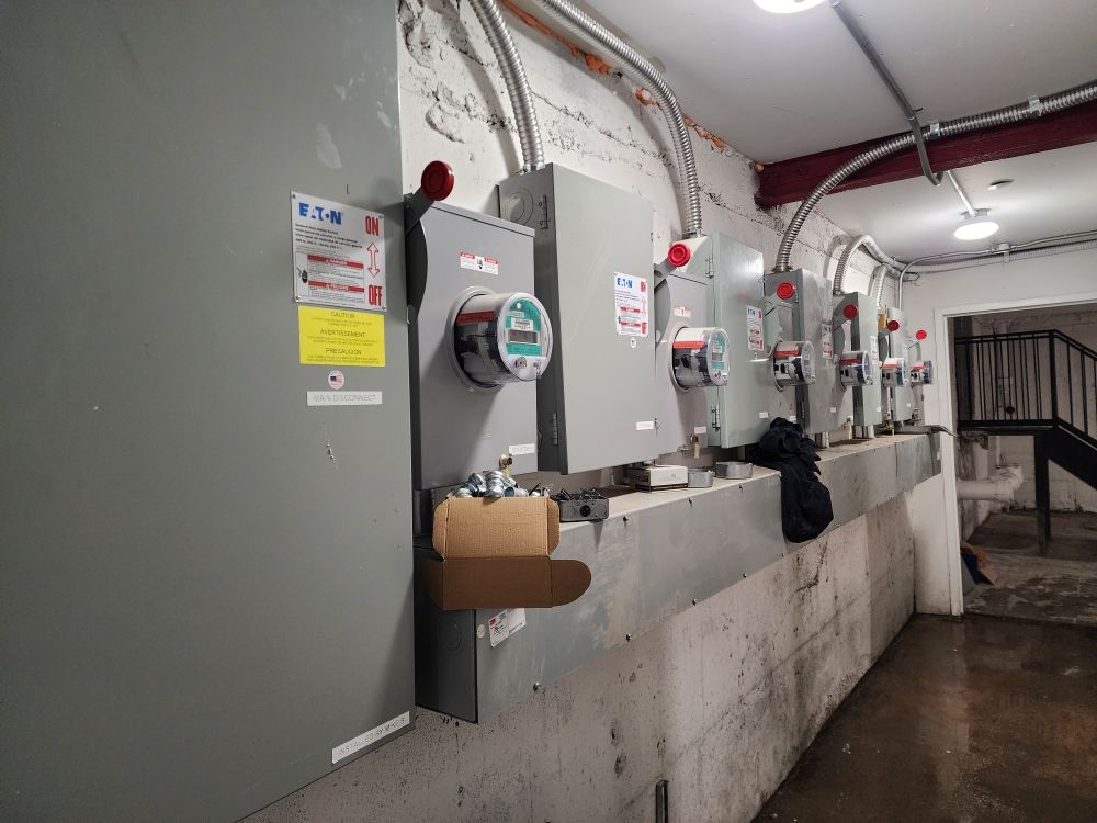 Slide of Bravo Electric