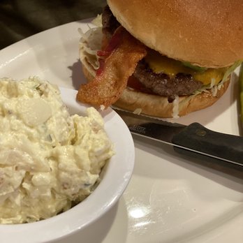 Mo's Egg House - Breakfast & Brunch Near Me - Temecula, California