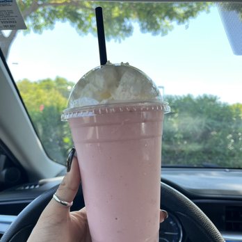 Ripon Coffee House - Strawberry banana smoothie - Coffee & Tea Near Me - Ripon, California